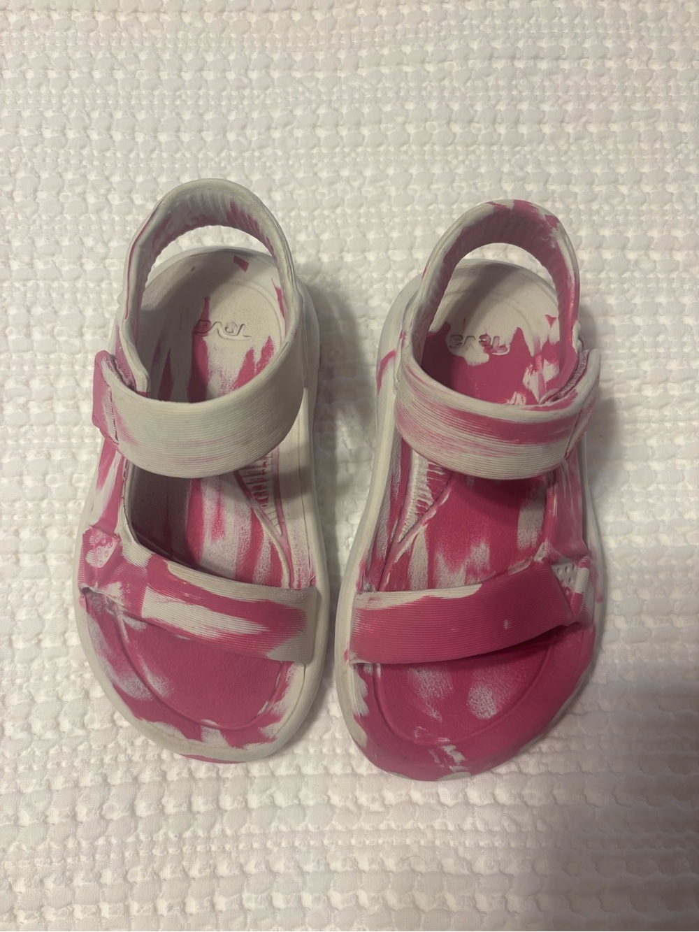 Teva Hurricane Drift Kids Pink and White Sandals size 9